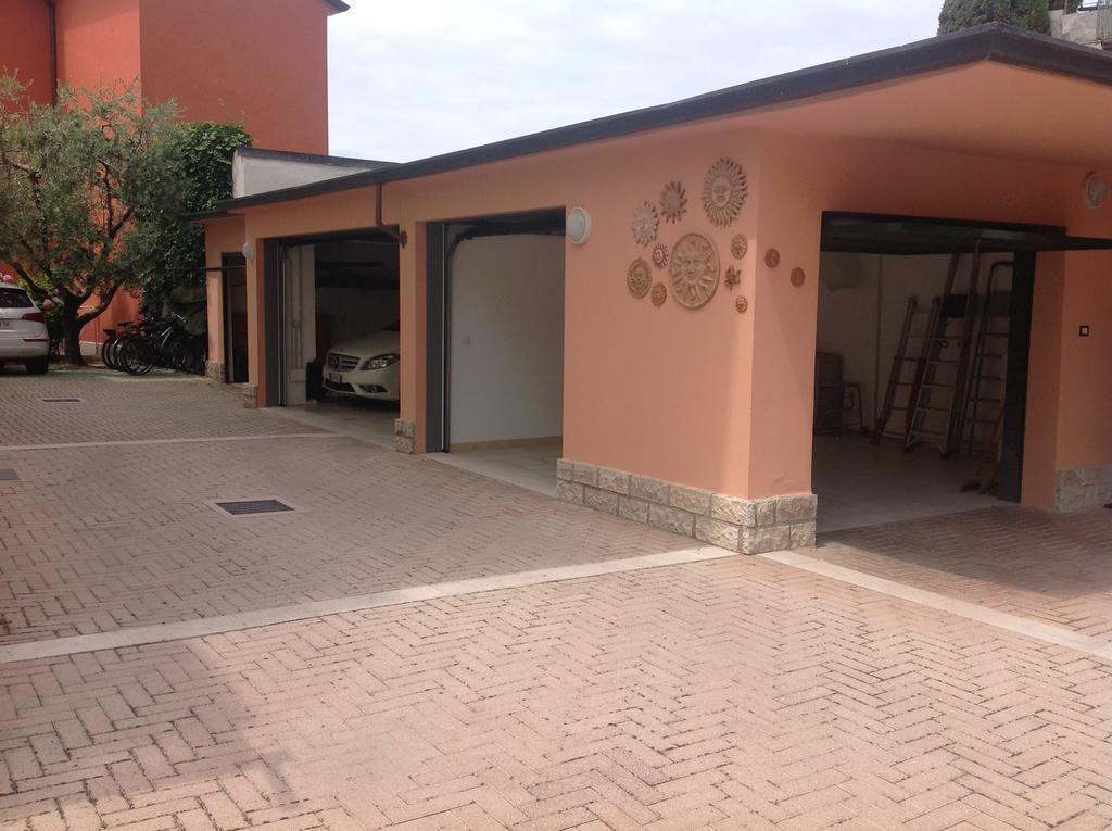 B&B Villa Dall'Agnola 加尔达 外观 照片