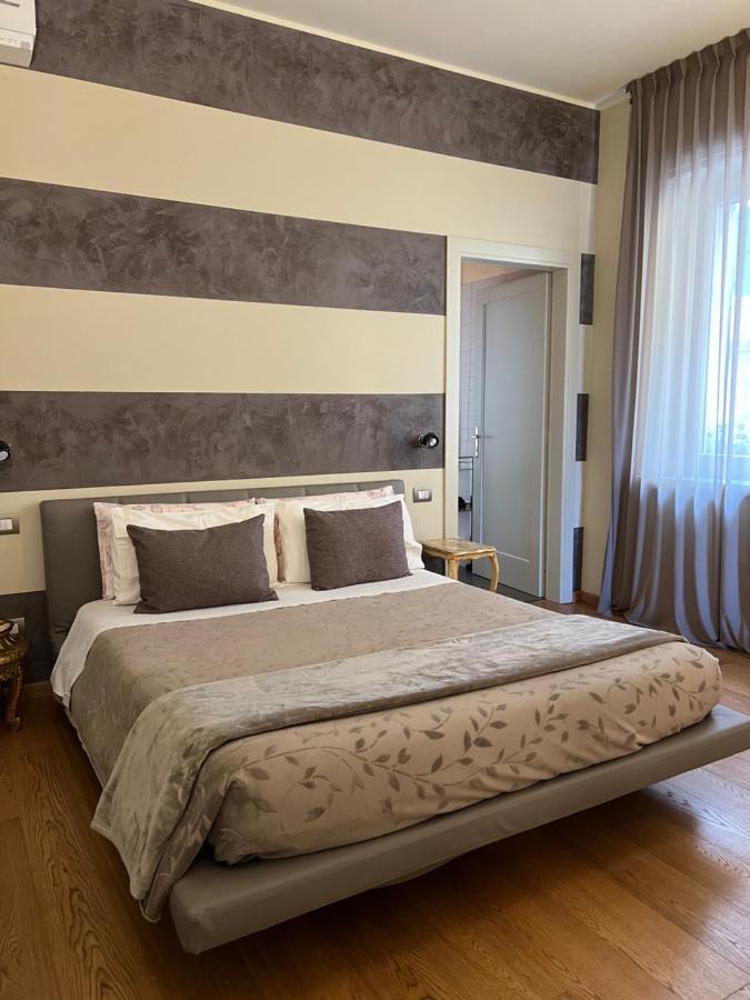 B&B Villa Dall'Agnola 加尔达 外观 照片